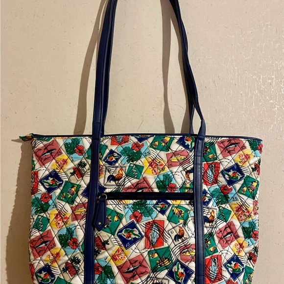 Vera BradlSmall Trimmed Vera Tote. - Picture 2 of 4